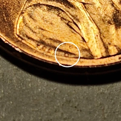 MINT ERROR - 2024-P "EXTRA D" LINCOLN SHIELD CENT (VERY RARE) (RED, HIGH GRADE) - Image 1 of 4