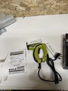 Guild Nail and Staple Gun - Picture 1 of 3