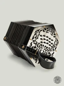Anglo Concertina | Der Schwan von Paraic McNeela - Bild 1 von 10