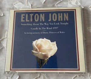 Maxi-CD „Elton John - Something About The Way You Look Tonight“ von 1997 - Bild 1 von 3