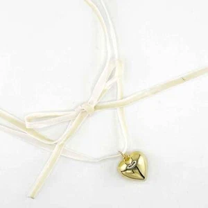 Velvet Ribbon Golden Heart Chocker - Picture 1 of 1