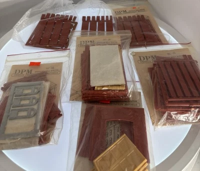 Lot of 7: HO Scale DPM Modular Wall Sections Windows Building 301; Train Layout - Image 1 of 4