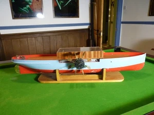 RARE VINTAGE BIG 3’ MODEL PADDLE BOAT WITH TWIN SPRING REGULATED CLOCKWORK MOTOR - Picture 1 of 18