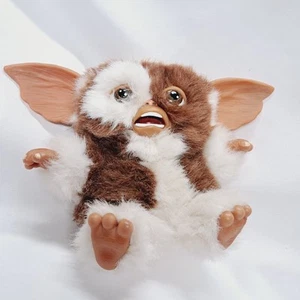SUPER RARE NECA Gremlins Scared Gizmo Plush Stuffed Toy New Vintage 03 Y2k - Picture 1 of 16