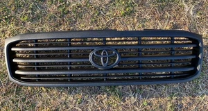 Toyota Genuine Front Grille for Land Cruiser 100 Early Model Black Raptor Coated - Imagen 1 de 8
