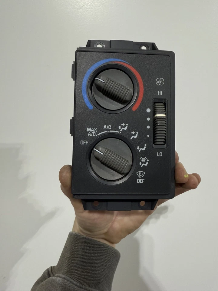 94-97 Chevy Blazer S10 GMC Jimmy Sonoma controle climático de temperatura A/C - Imagem 1 de 4