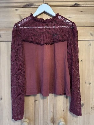 New Look Burgundy Lace Insert Band Collared Long Lace Sleeved Top Size 16 - Image 1 of 4