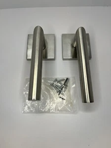 Juego de palanca de puerta maniquí derecha EMTEK Stuttgart, roseta cuadrada, latón satinado - Imagen 1 de 6