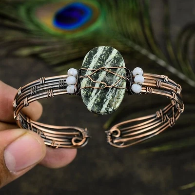 Brazalete ajustable con bandas de piedras preciosas de ópalo verde alambre de cobre regalo X-Mas H9 Foto 1 de 4