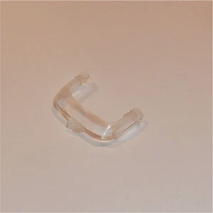 Corgi Toys  151 151A Lotus Le Mans Windscreen Later Pin Fit - Picture 1 of 4