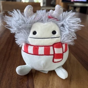 Squishmallow Evita The Winter Bigfoot 4" - Picture 1 of 14