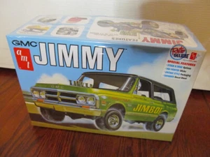 AMT GMC Jimmy 1/25 Scale Plastic Model Kit 1219/12 - Picture 1 of 7