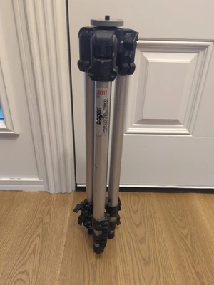 Bogen 3011 Manfrotto 144 Professional Tripod Adjustable Aluminum Made In Italy  - Image 1 of 4