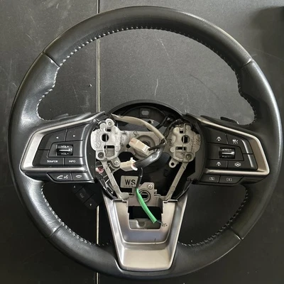 Volante Subaru Forester 2019 - 2024 couro envolto com câmbio de pás - Imagem 1 de 4