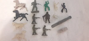 Vintage Toy Cowboys , Horses and assorted figures Unbranded Plastic Figures (15) - Picture 1 of 3