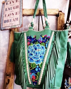 ZABAGLIONE Toby Bag in Green - EUC - Picture 1 of 9