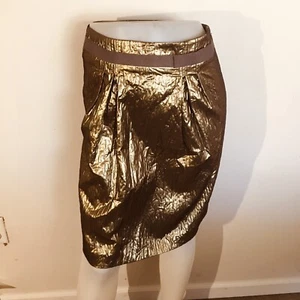 NUEVO CON ETIQUETAS Falda Simply Vera Dorada Meltálica Completamente Forrada con Cintura Cinta Talla 4 - Imagen 1 de 6