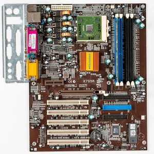 ECS K7S5A V3.1 Athlon XP Socket A 462 Motherboard ATX DDR AGP Universal SiS 735 - Zdjęcie 1 z 7