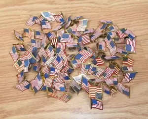 Mixed Lot of 10 Patriotic Vintage / Modern American Flag Lapel Pins **READ** - Picture 1 of 5