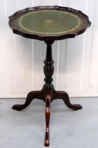 BEVAN FUNNELL SIDE/TOP LAMP TABLE MAHOGANY FINISH WITH GOLD LEAF TOOLING Cover
