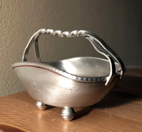 itb norway pewter twisted handled hand basket/bowl/dish/ trinket/pin tray vintag Cover
