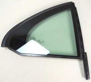 Genuine Mercedes E class W213 right rear door Glass Window A2137300255 - Picture 1 of 2