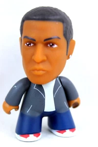 Doctor Who Fantastic Titans Titan Vinyl Blind Box Figura Mickey Smith 1/20 - Foto 1 di 6