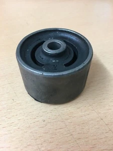 Genuine Perkins 2634C401 Rubber Bush Radiator Mounting - Picture 1 of 3