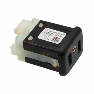 OEM Genuine GM Chevrolet USB Port Interface AUX Jack Apple Car Play 13519224 - Picture 1 of 5