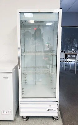 BEVERAGE-AIR MT12, White Refrigerated Glass Door Merchandiser 25" - Image 1 of 4