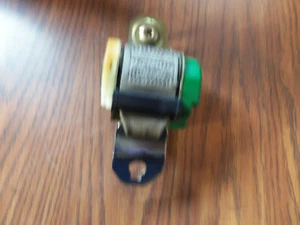 1996-1999 Ford Taurus Mercury Sable Seat Belt Buckle Assembly REAR - Picture 1 of 2