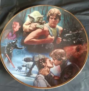 "Empire Strikes Back" Star Wars Collectors Plate - Picture 1 of 3