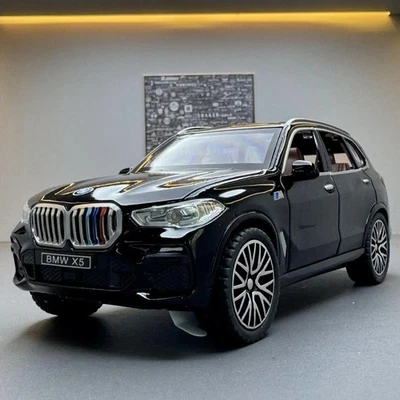 1:32 BMW X5 Alloy SUV Diecast Model Car with Sound, Light & Pull-Back Action - Image 1 of 4
