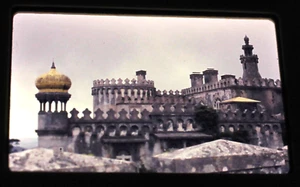Pena Palace in Sintra Portugal 2 verschiedene Ansichten Kodachrome #61 - Bild 1 von 5