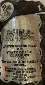 McDonald's Happy Meal Juguete 2009 Noche en el Museo Isla de Pascua Cabeza NUEVO Sellado - Imagen 1 de 2
