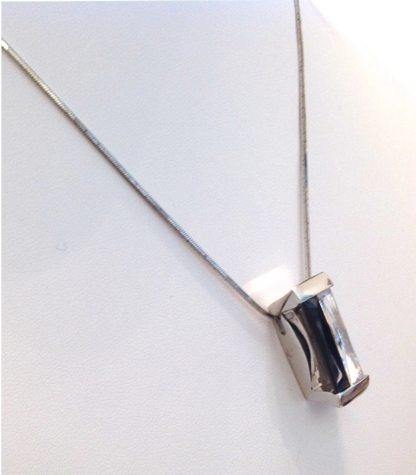 BELLISSIMA CATENINA CON PENDENTE IN ARGENTO MASSICCIO 925 E CUBIC ZIRCONIA  - Immagine 1 di 1