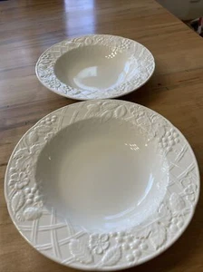 Mikasa English Countryside 2 Pasta-/Suppenschalen mit Rand siehe Beschreibung - Bild 1 von 7