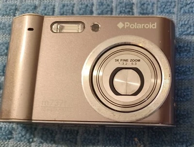 POLAROID Digital Camera m737T 7.0 MEGAPIXIL 3X Fine Zoom 3" Touch Panel LCD DISP - Image 1 of 4