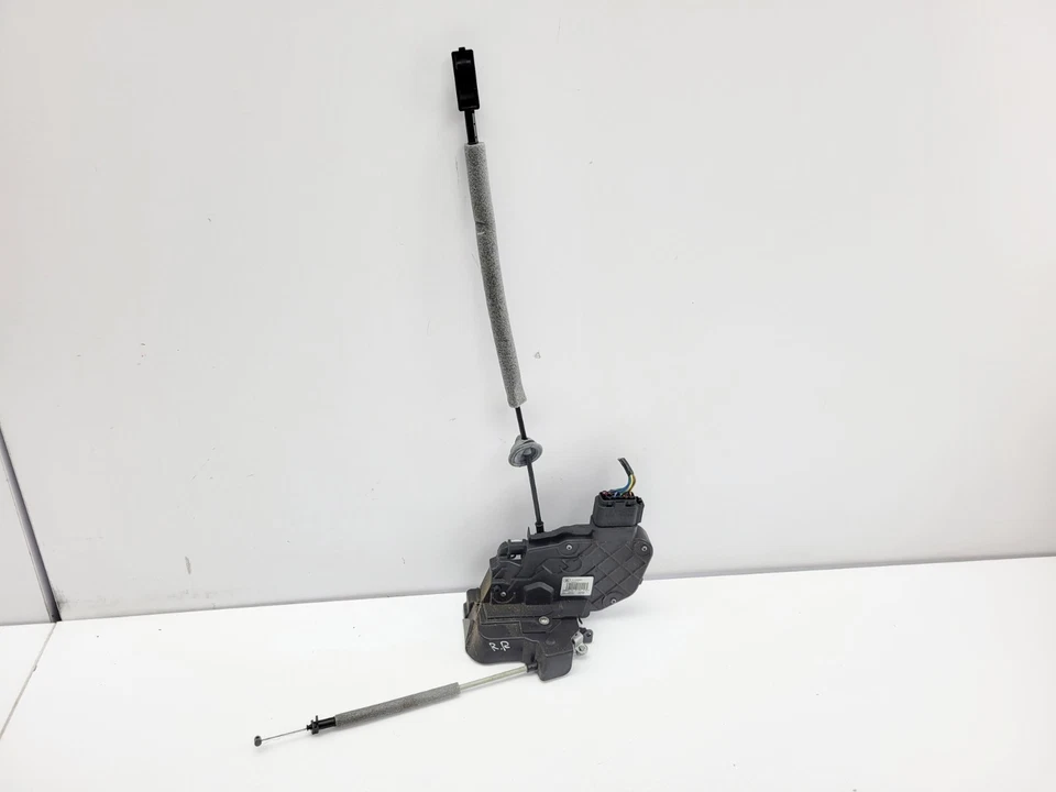 DOOR LOCK MECHANISM REAR RIGHT DRIVER SIDE OFFSIDE VOLVO XC60 2016 - Image 1 of 4
