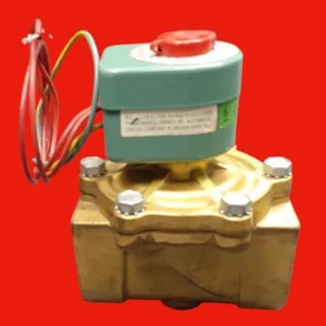 Asco 8210B56 Solenoid Valve, 1-1/2" - Picture 1 of 5