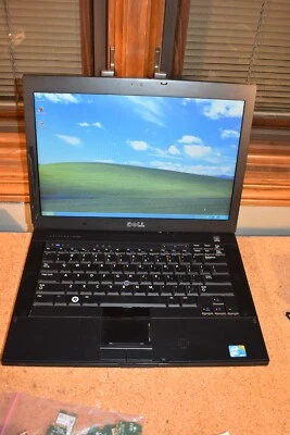 Dell Latitude E6400 Intel Core2 Duo 2,53 GHz 3 GB RAM 32 GB SSD WiFi Windows XP Pro Foto 1 de 4