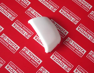 1979 1980 1981 1982 1983 Toyota Hilux LN30 LN36 LN40 LN46 Interior Mirror Lens - Picture 1 of 14