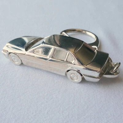 Llavero accesorio deportivo BMW Classic Car E38 7 Series 728i 730i 735i 740i 750i Foto 1 de 4