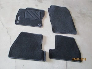 FUSSMATTEN SET FORD FOCUS MK3 - AB 2010 - NEU - ORIGINAL - Bild 1 von 1