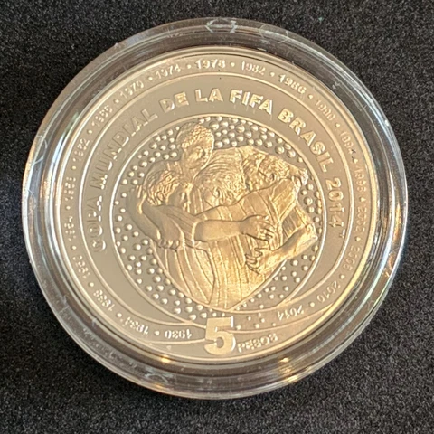 [#00012] Coin Argentina fifa world cup 2014 Brazil 5 pesos proof silver .925 Cover