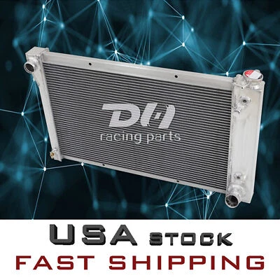 Radiador de aluminio de 4 filas para camioneta Chevy GMC C/K 10 20 30 1967-72 Suburban Foto 1 de 4