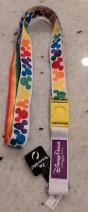 Cordón reversible Orgullo Arco Iris de los Parques Disney Mickey Iconos/Rayas Arco Iris Nuevo con Etiquetas - Imagen 1 de 3