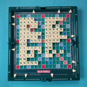 TRAVEL SCRABBLE clip in letter tiles SPARES Mattel 2005 10mm - choose from list - Picture 1 of 4