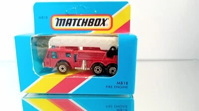 Matchbox 18 Fire Engine in scatola - Immagine 1 di 4