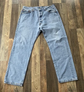 Levi's 501 Jeans actual size W35 L29 Made in USA 501-0193 *Ripped - Picture 1 of 19